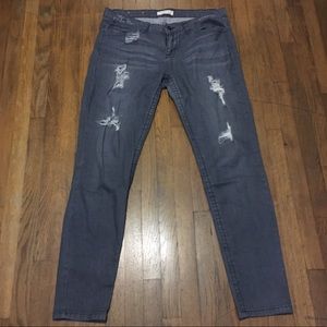 forever 21 grey destressed Jeans Sz 31